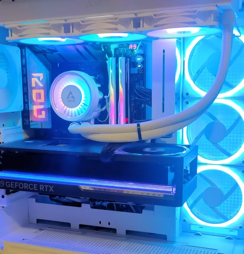Lozoyuela Gaming - Montaje Hardware AMD Intel Gaming PC Lozoyuela
